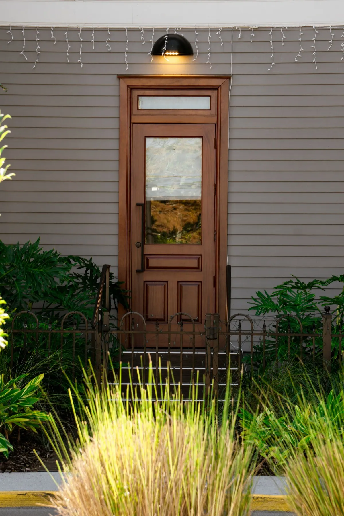Traditional wooden style composite door